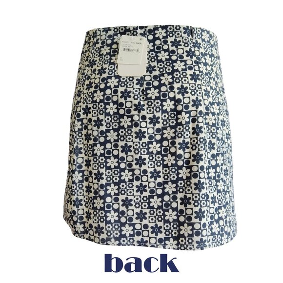 Elodie Retro Mod Navy White Geometric Daisy Print Mini Skirt Sz M NWT - Picture 3 of 11